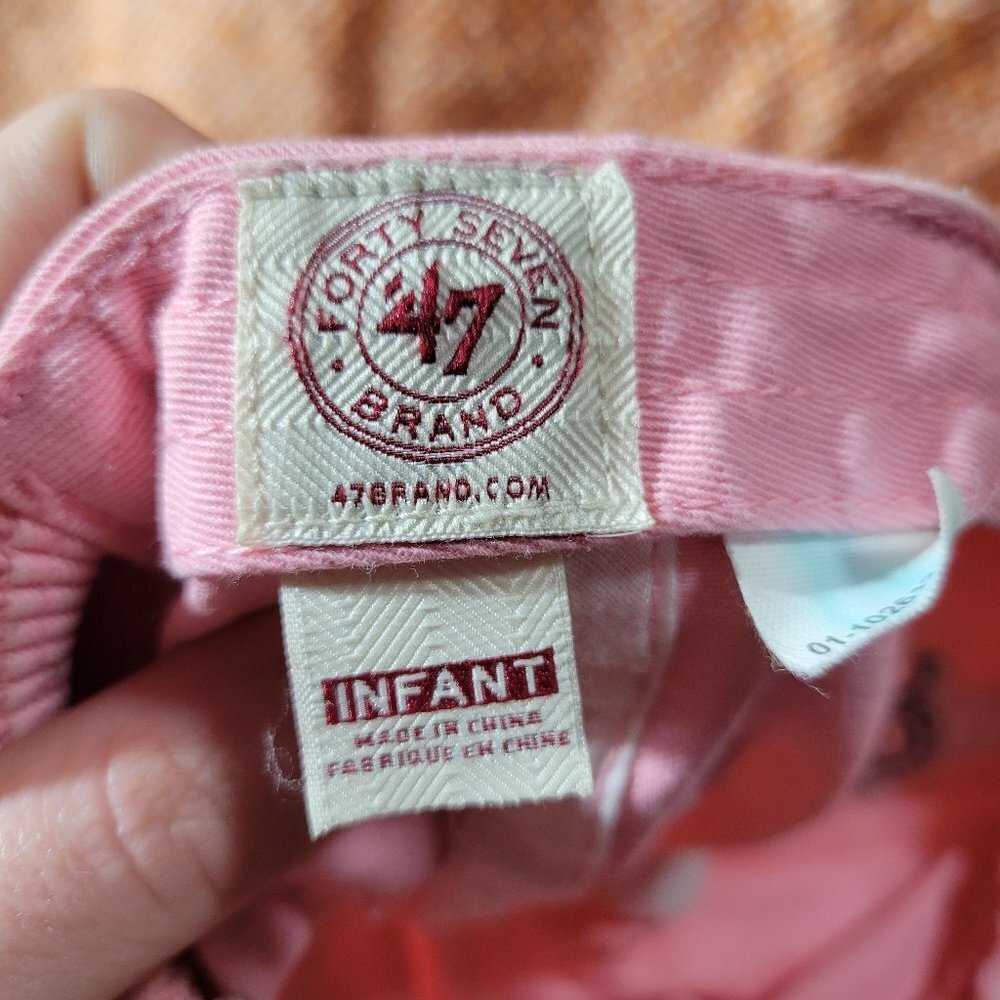 '47 Kids Pink Baseball Cap with Black Letter (Boston) - Picture 3 of 9